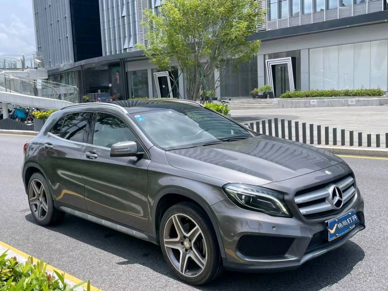 深圳15年奔驰GLA2