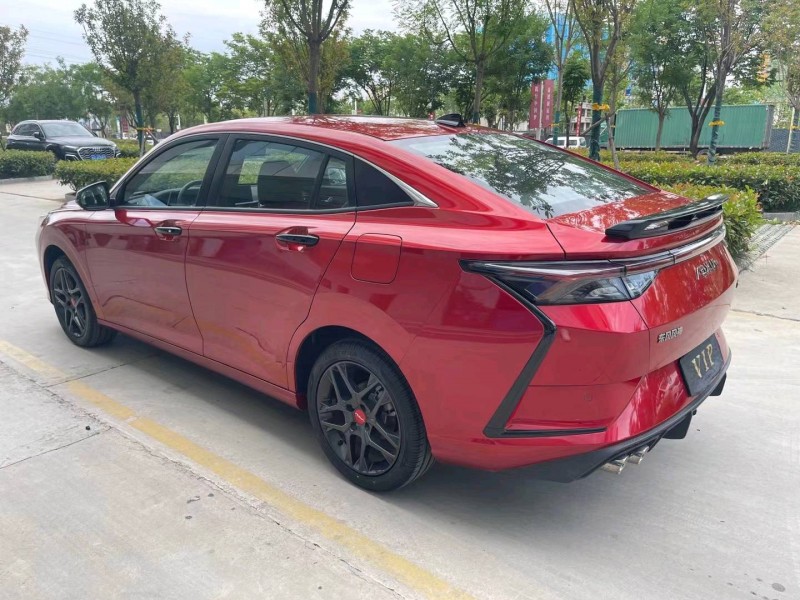 济宁22年东风奕炫7