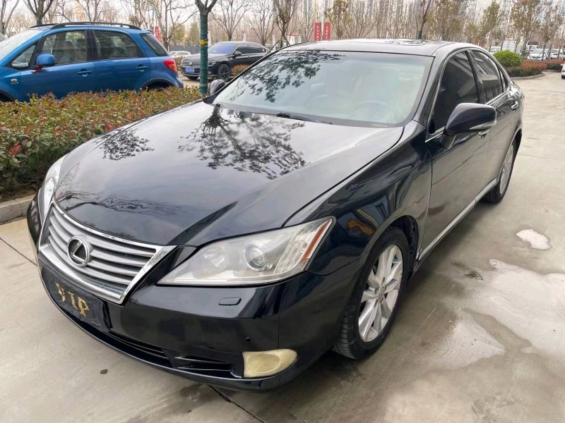 济宁10年雷克萨斯ES2