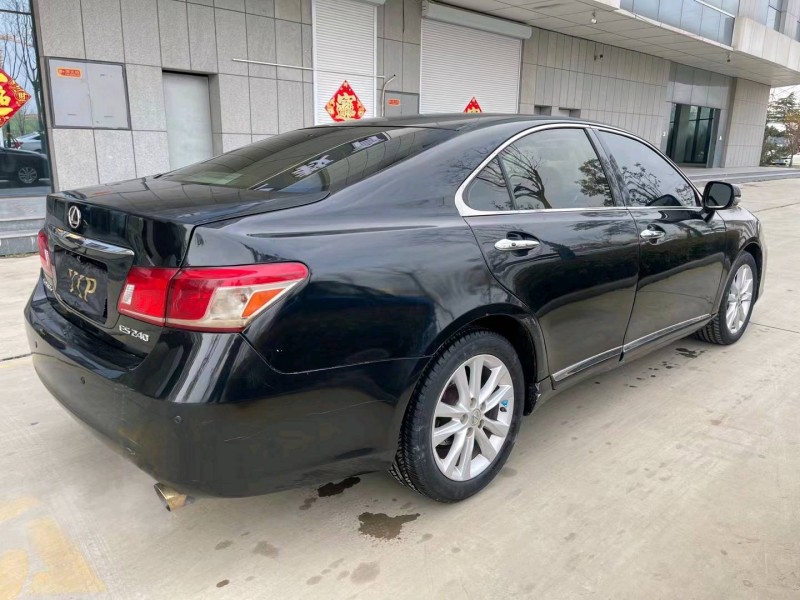 济宁10年雷克萨斯ES7