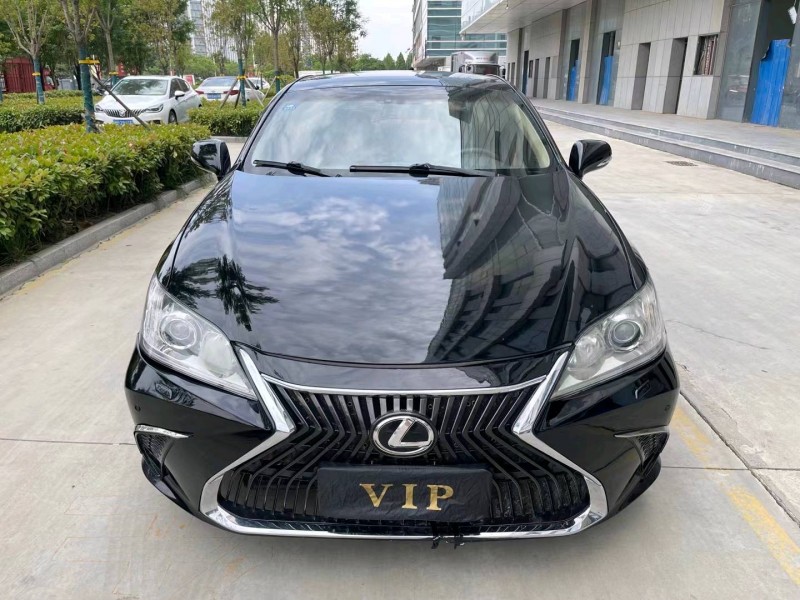 济宁12年雷克萨斯ES1