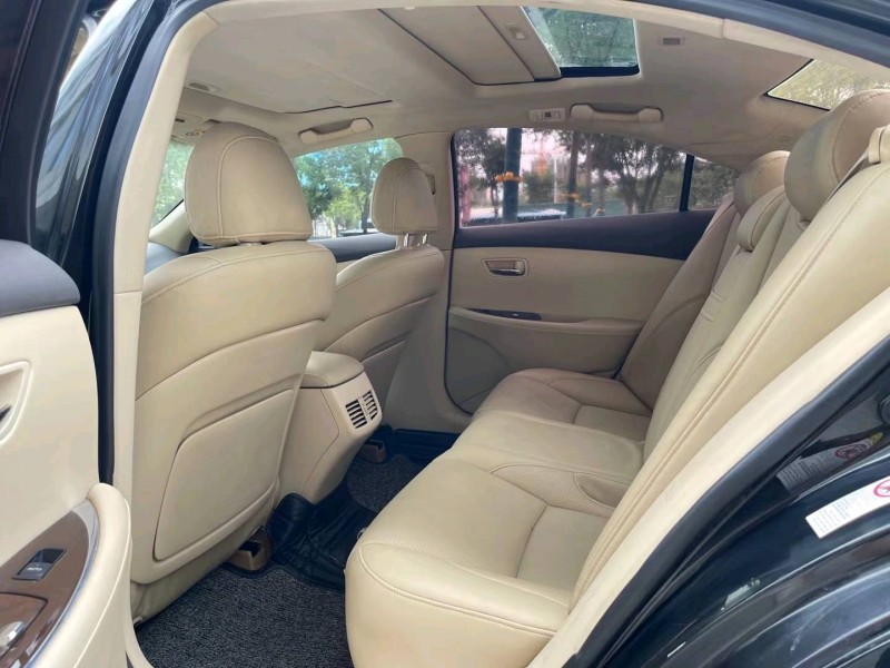 济宁12年雷克萨斯ES4