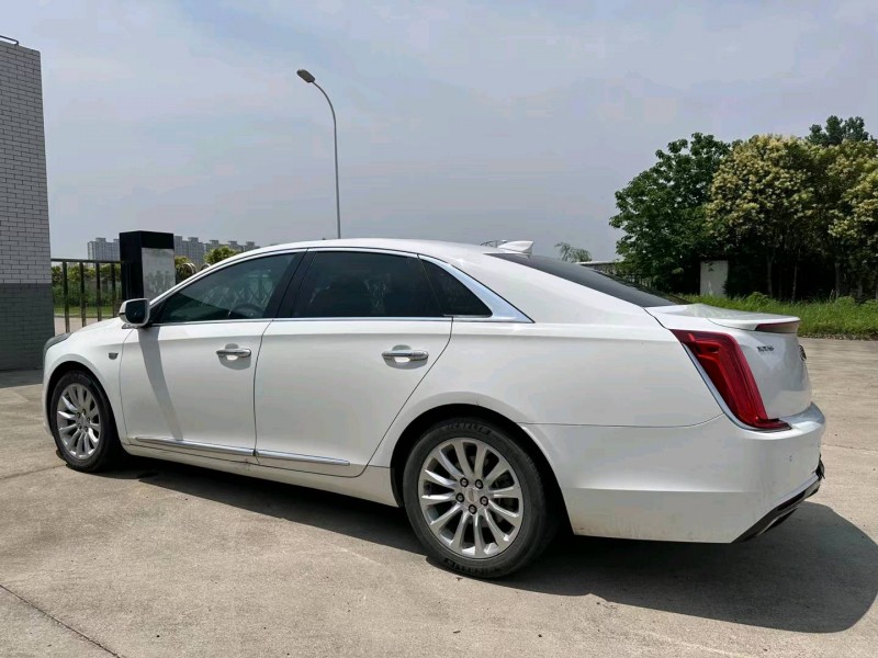 盐城19年凯迪拉克XTS8