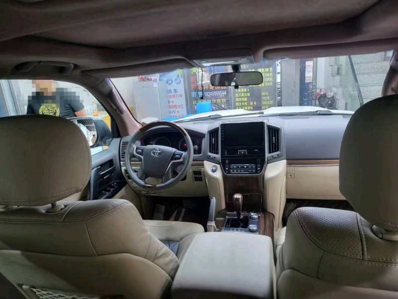 济南20年丰田兰德酷路泽4