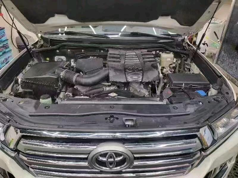 济南20年丰田兰德酷路泽3