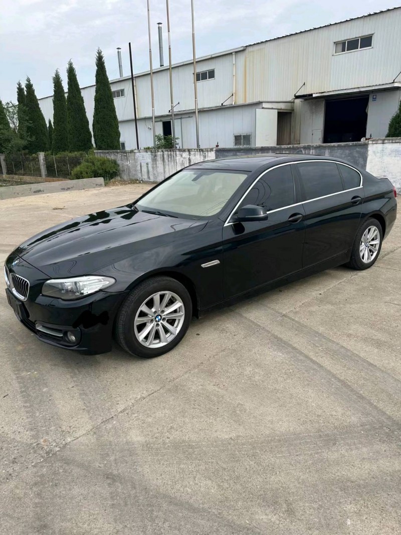 济南16年宝马5系3