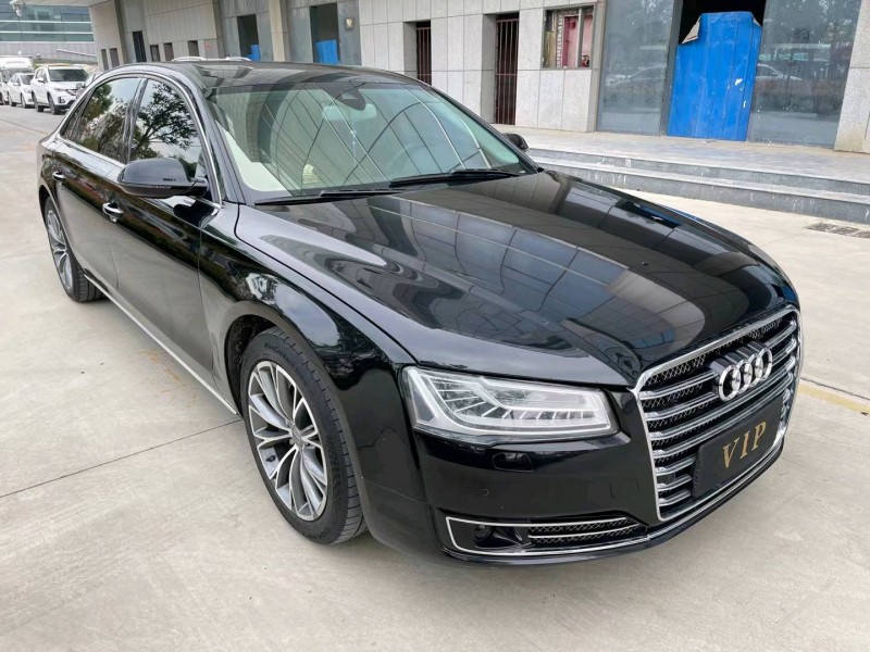 济宁13年奥迪A8L3