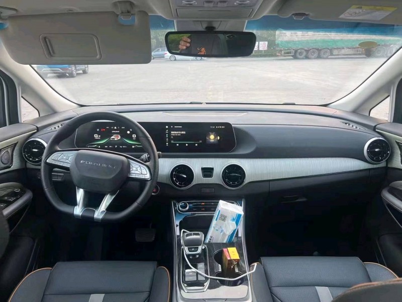 济南22年东风风行游艇9