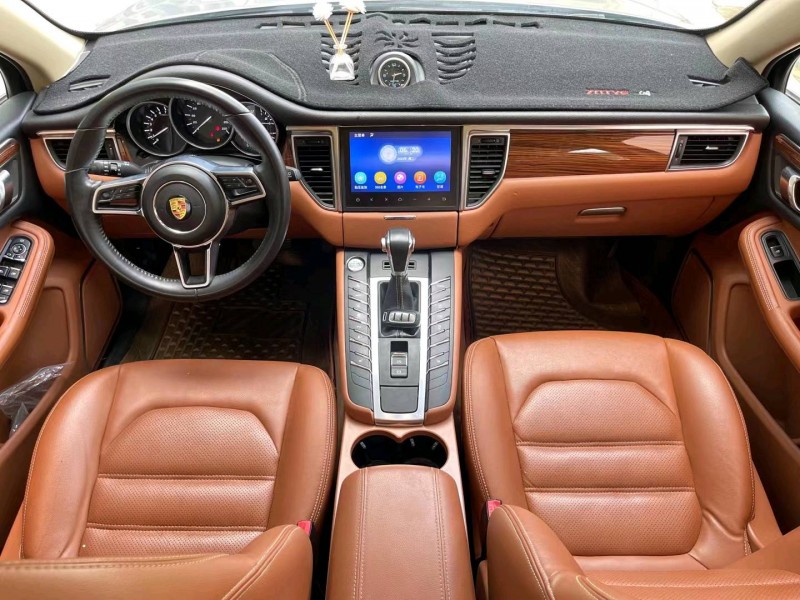 济宁18年众泰SR95