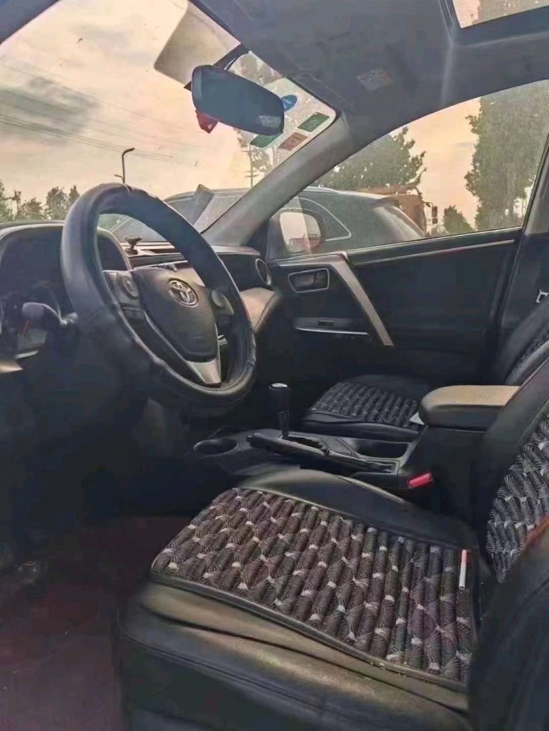 济南15年丰田RAV4荣放7