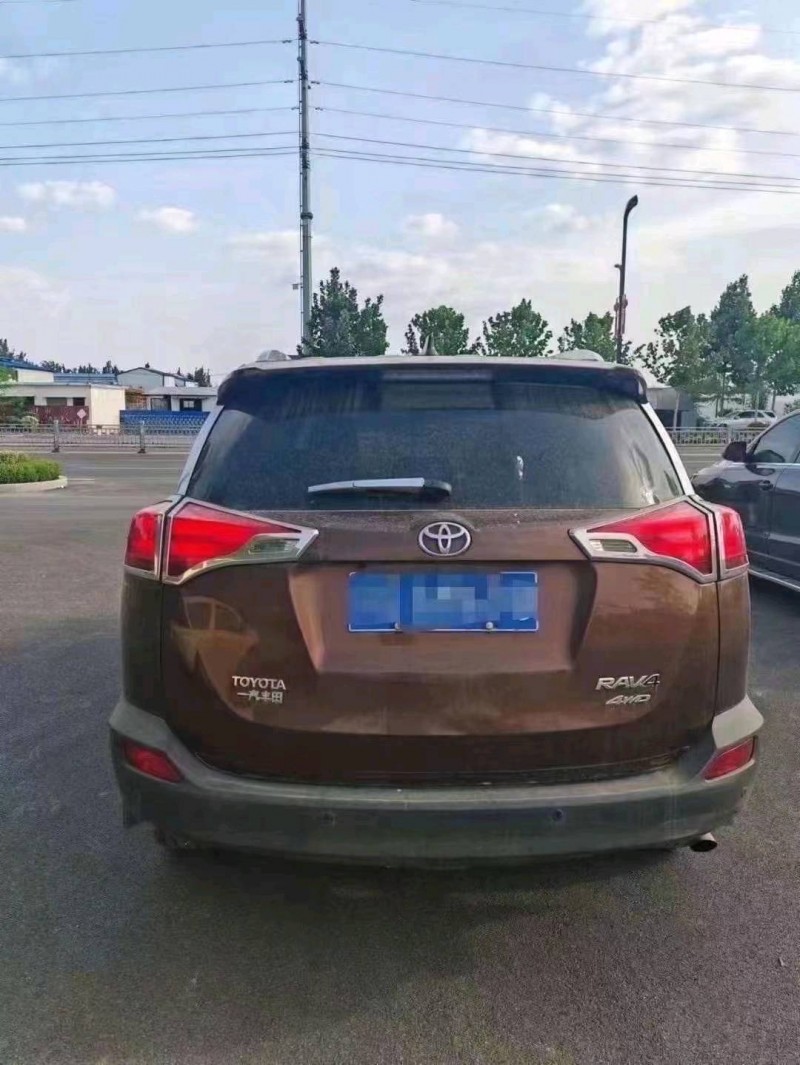 济南15年丰田RAV4荣放9