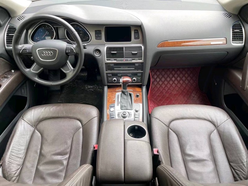 济宁14年奥迪Q76