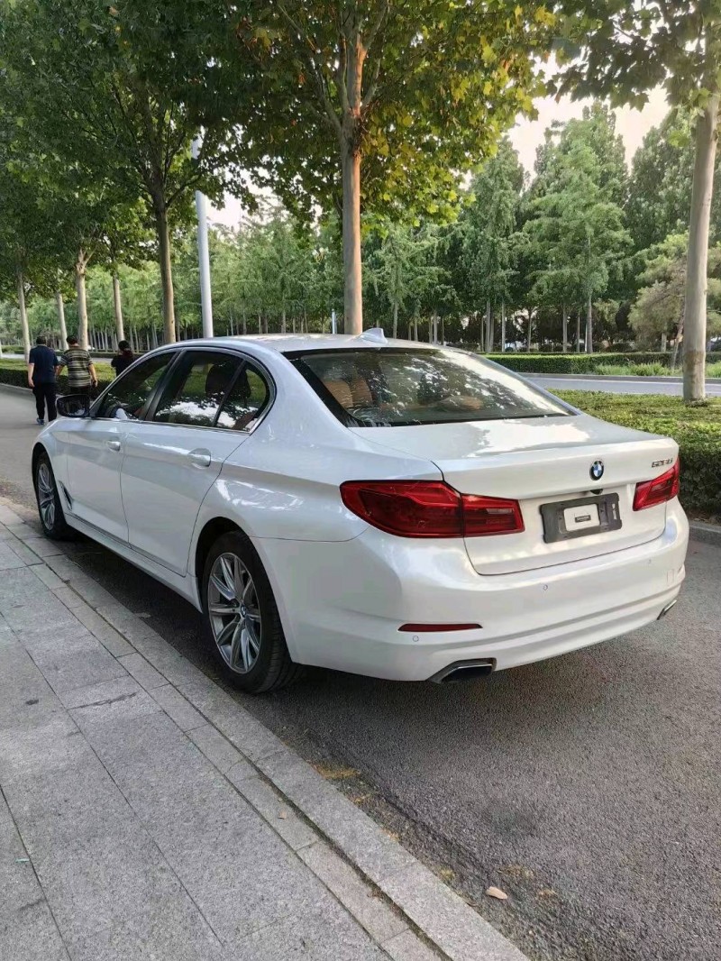 东营17年宝马5系5