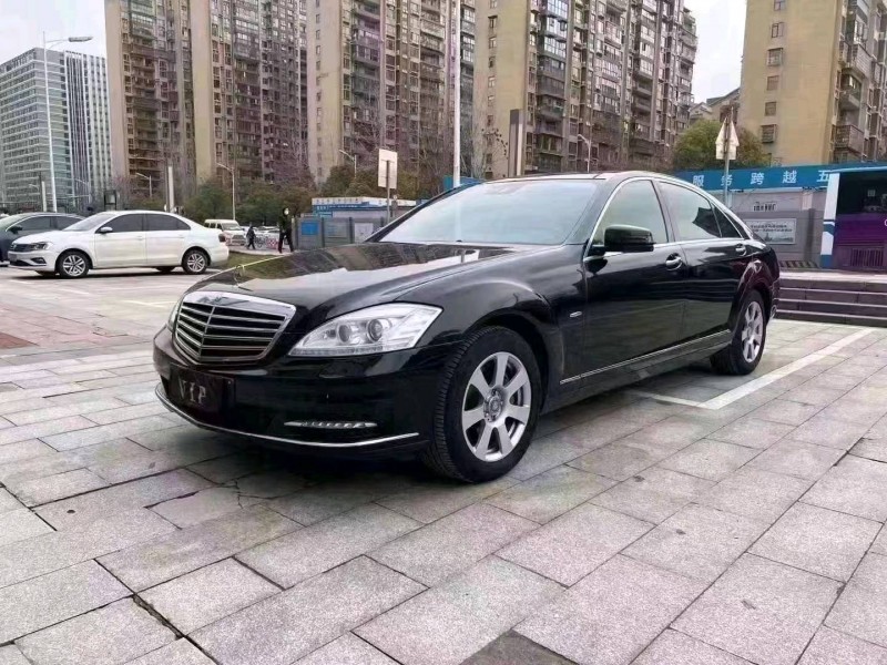邵阳13年奔驰S2