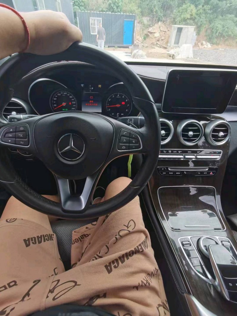 枣庄17年奔驰GLC8