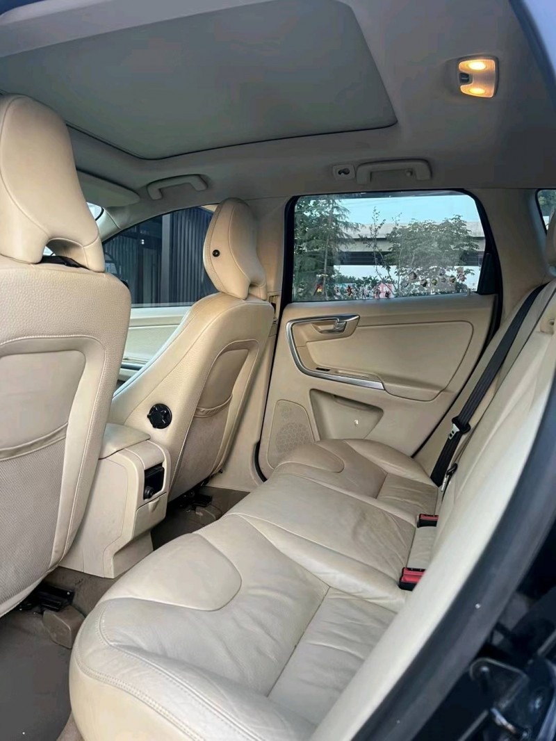 济宁13年沃尔沃XC604