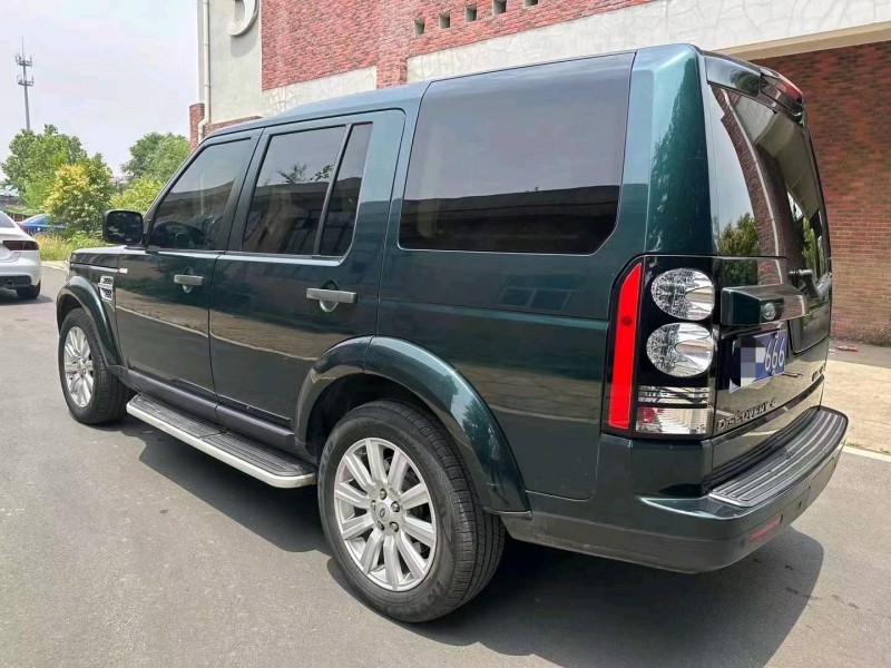 东营12年路虎发现4