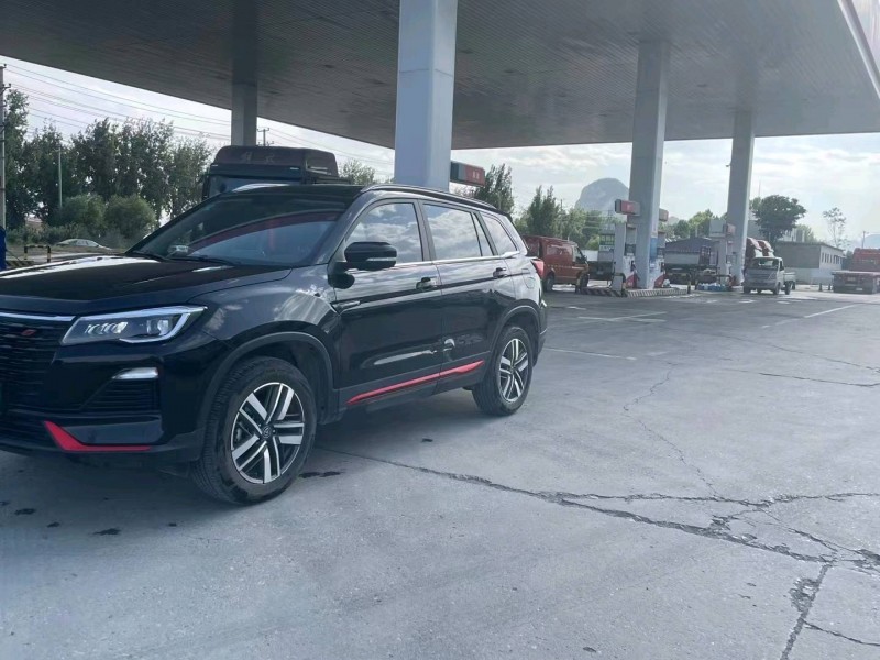 邯郸22年长安汽车CS752