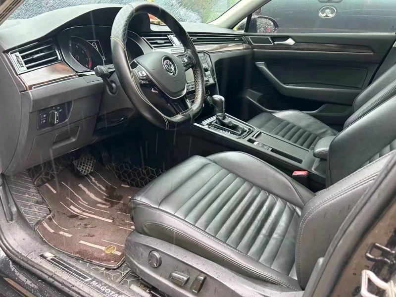 淮南19年大众迈腾4