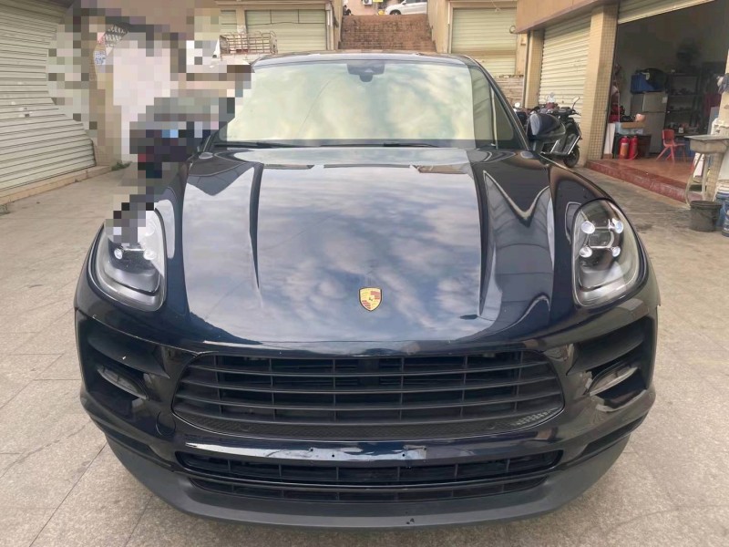 中山20年保时捷Macan1