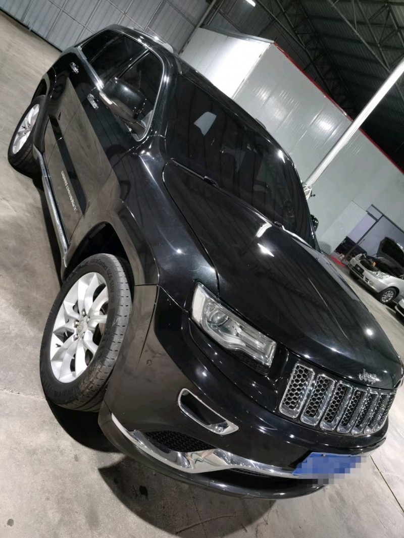 临沂13年Jeep大切诺基2