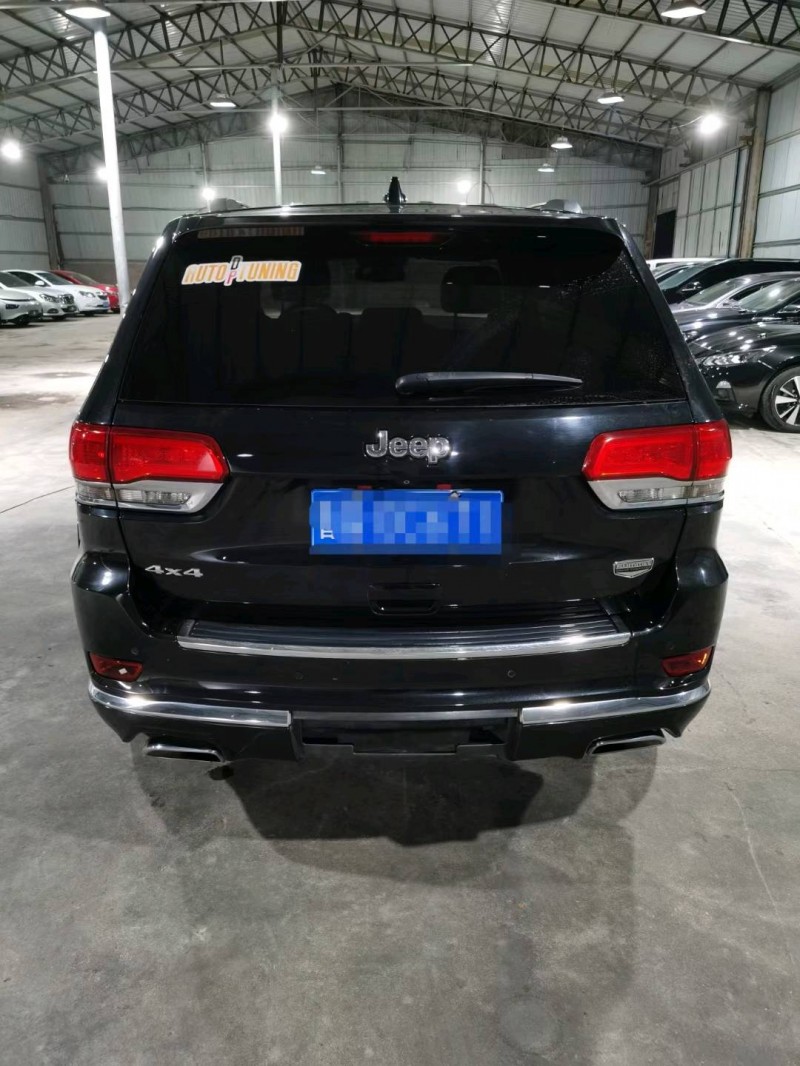 临沂13年Jeep大切诺基9