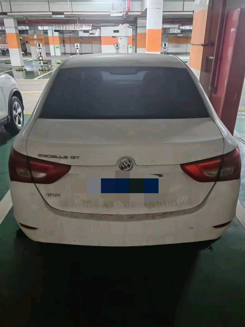 淮南17年别克英朗2