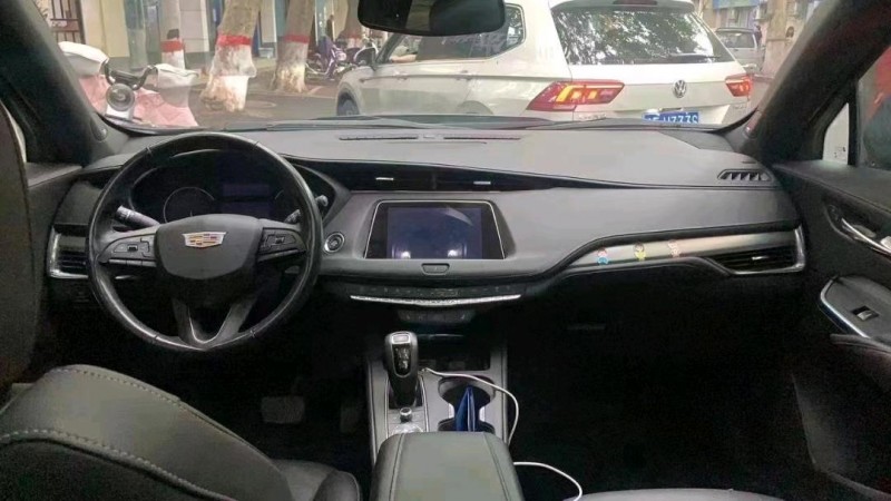 济南19年凯迪拉克XT42