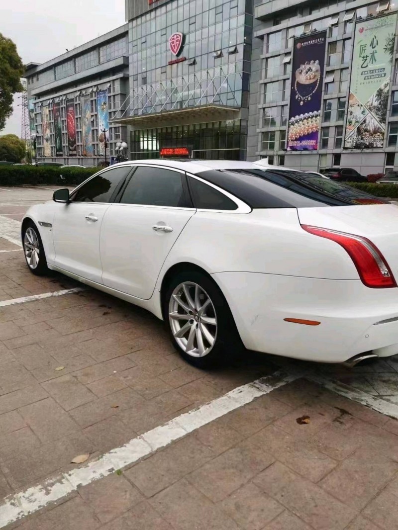 常州13年捷豹XJL7