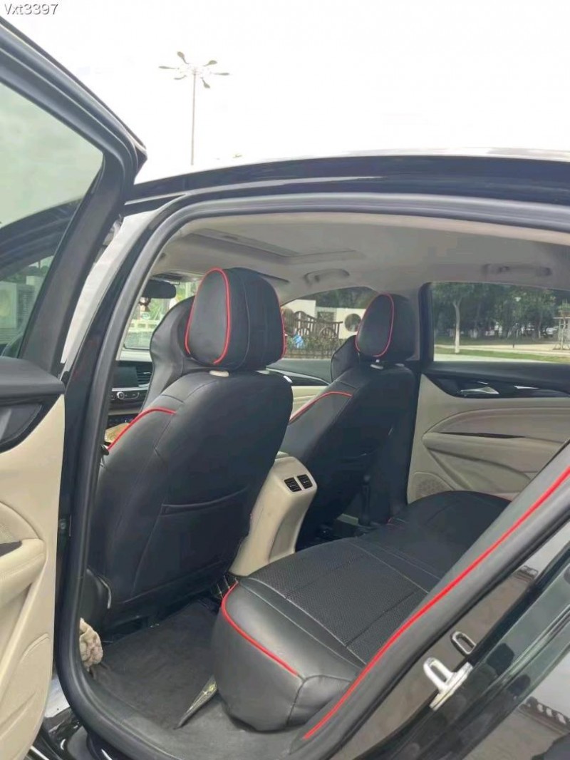 东莞21年别克君威5