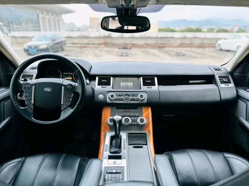 东莞15年路虎揽胜运动5