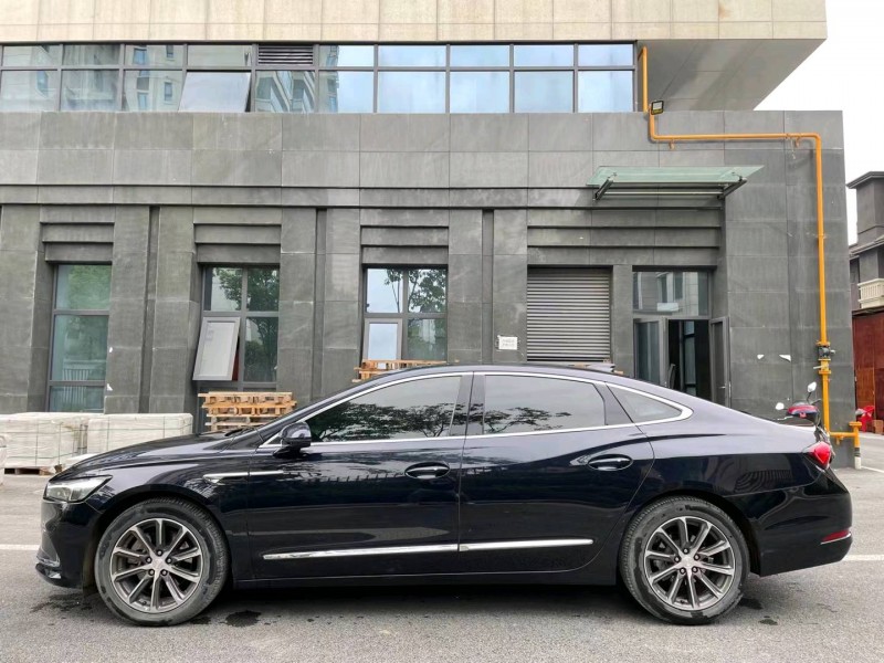 成都20年别克君越3