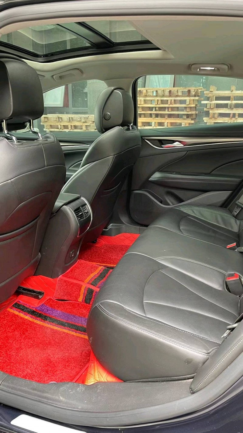 成都20年别克君越7