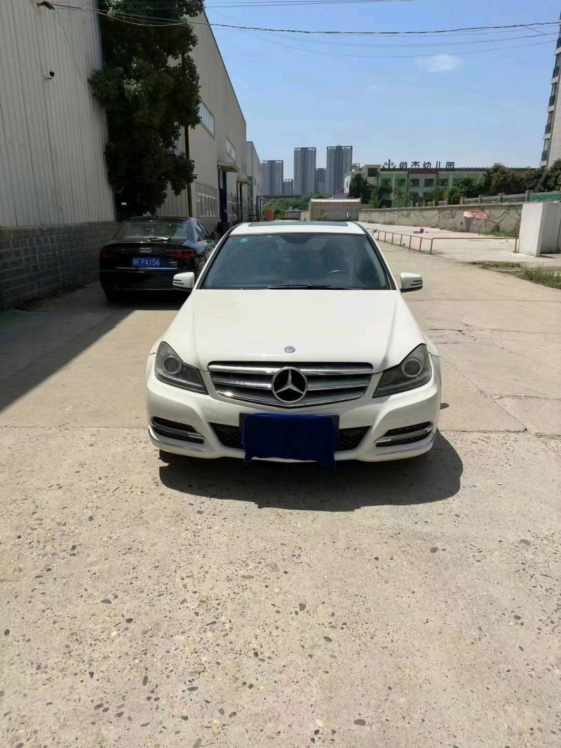 宜昌13年奔驰C1