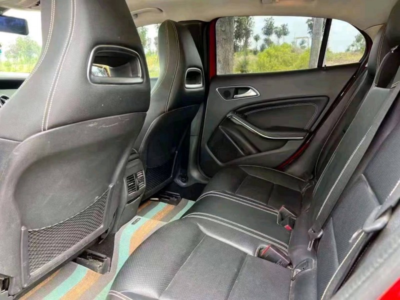 淮南15年奔驰GLA8