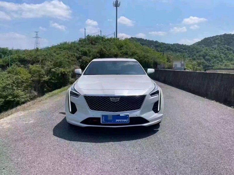 湖州20年凯迪拉克CT61