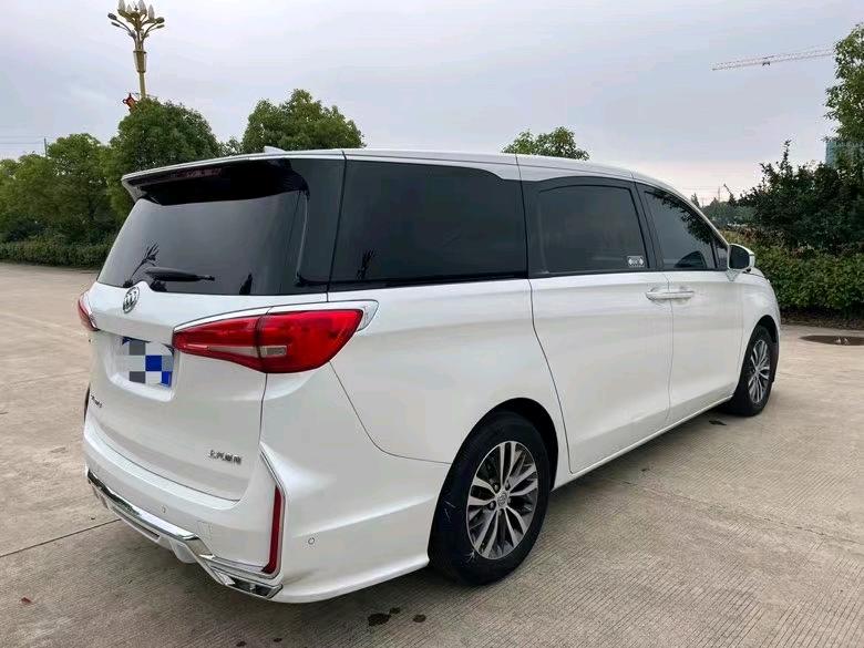 盐城19年别克GL84