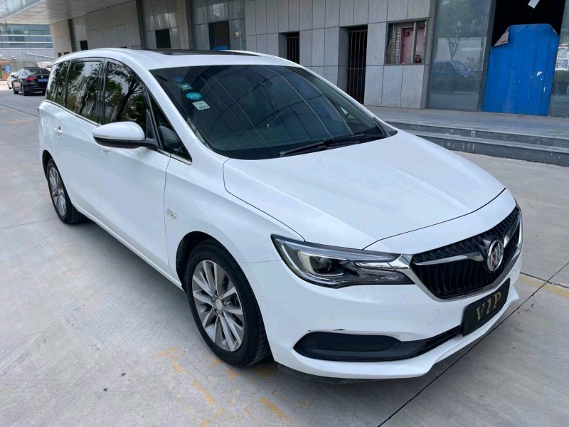 东营19年别克GL69