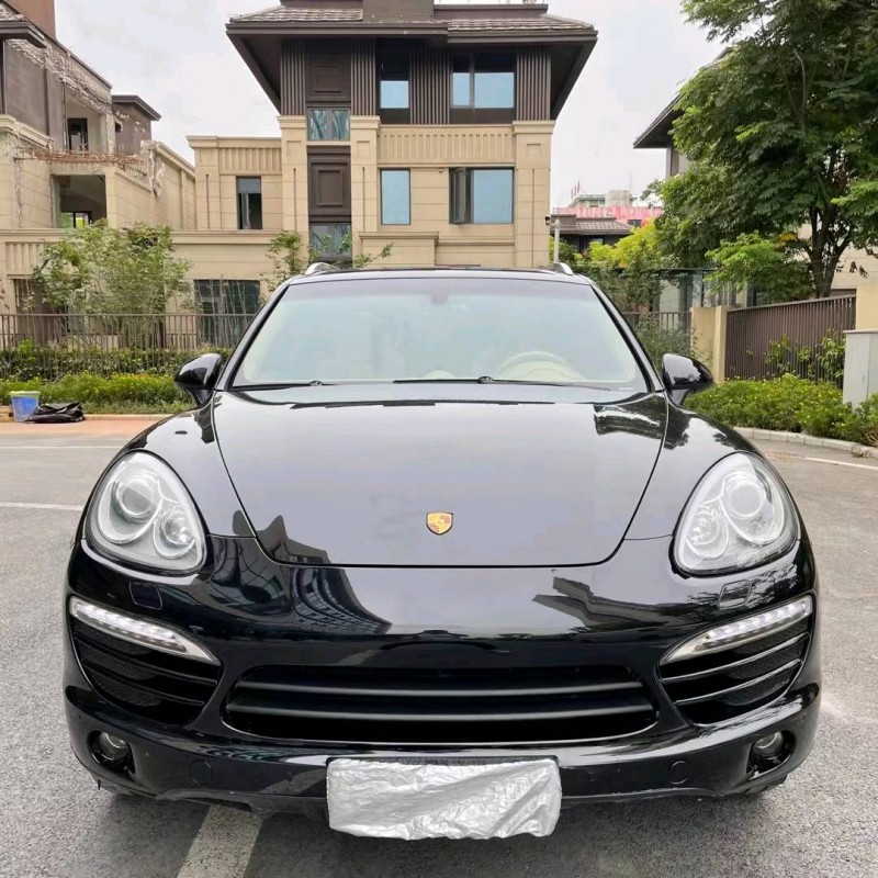 成都15年保时捷卡宴1