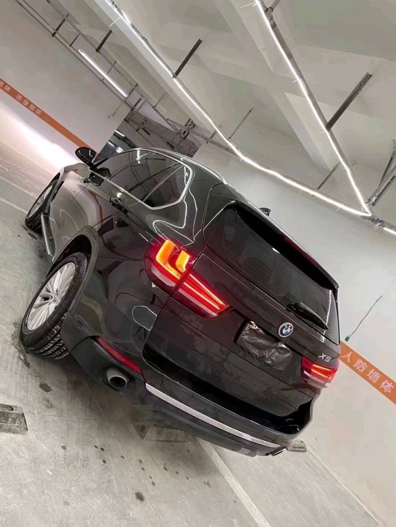 成都17年宝马X54