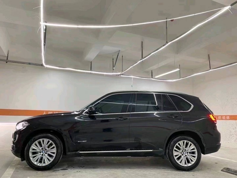 成都17年宝马X53