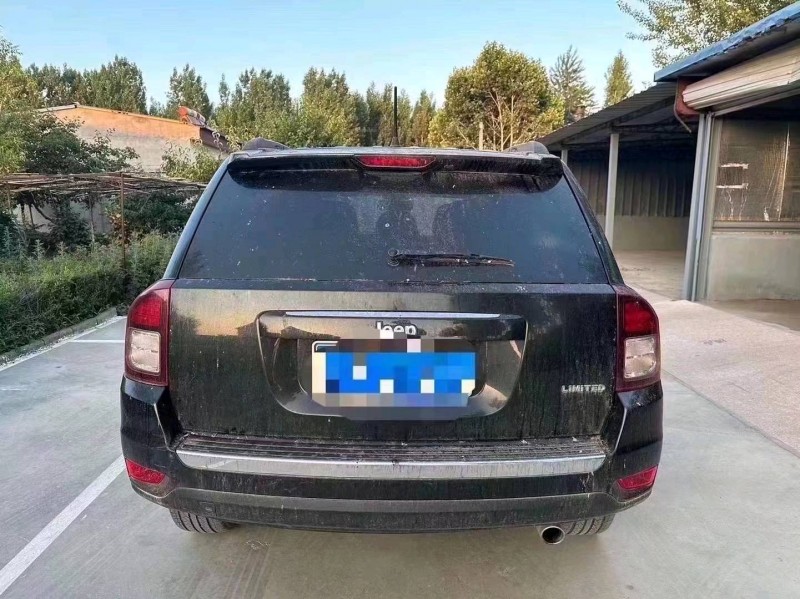 枣庄14年Jeep指南者2