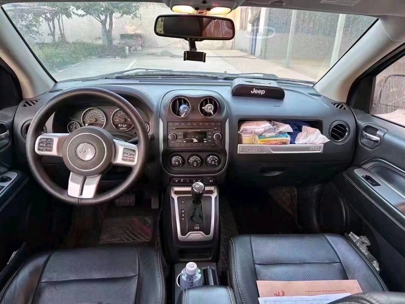 枣庄14年Jeep指南者7