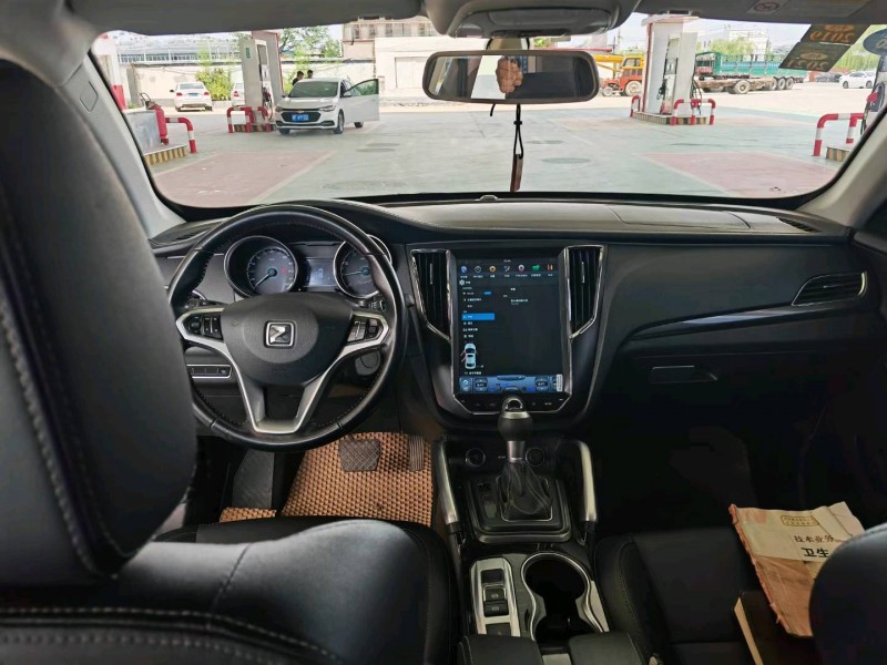 保定17年众泰SR76