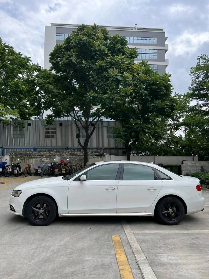 广州13年奥迪A4L6