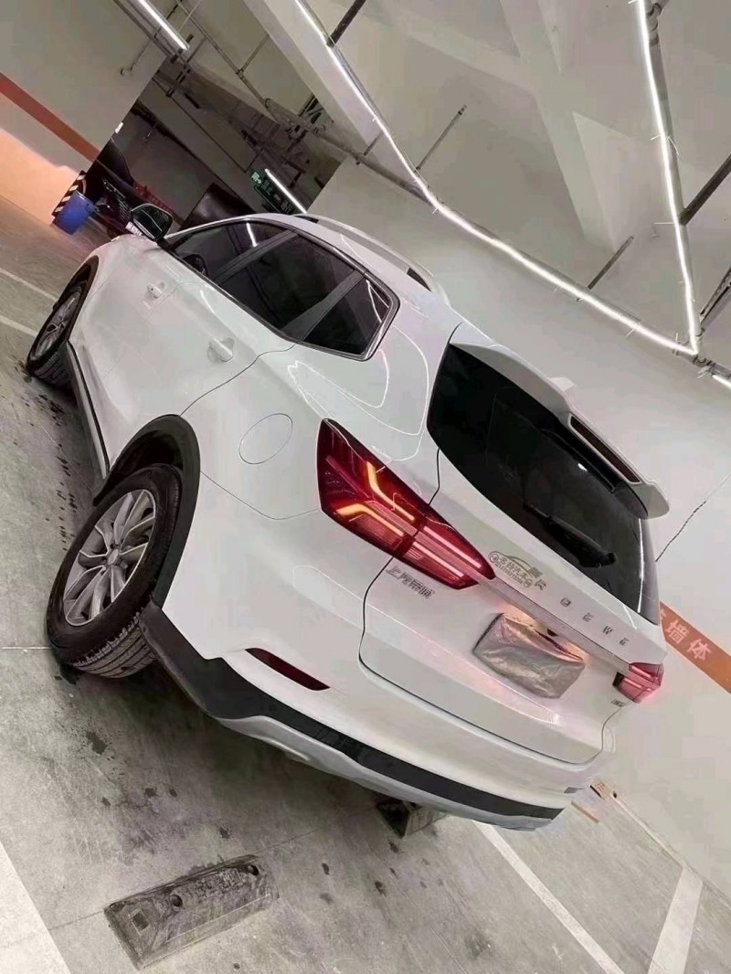 成都22年荣威RX54