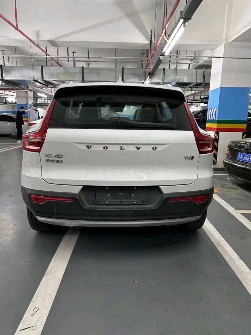 重庆22年沃尔沃XC408