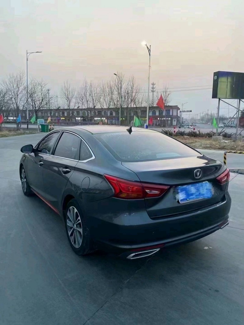 枣庄20年长安汽车锐程CC8