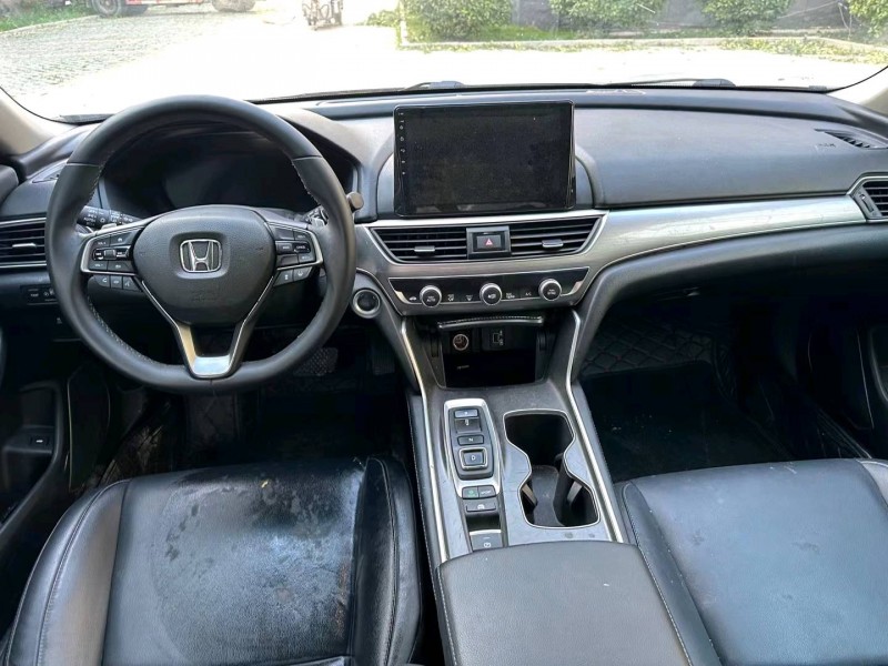 济南19年本田雅阁7