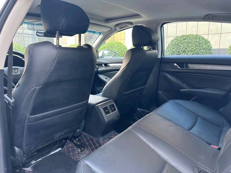 济南19年本田雅阁9